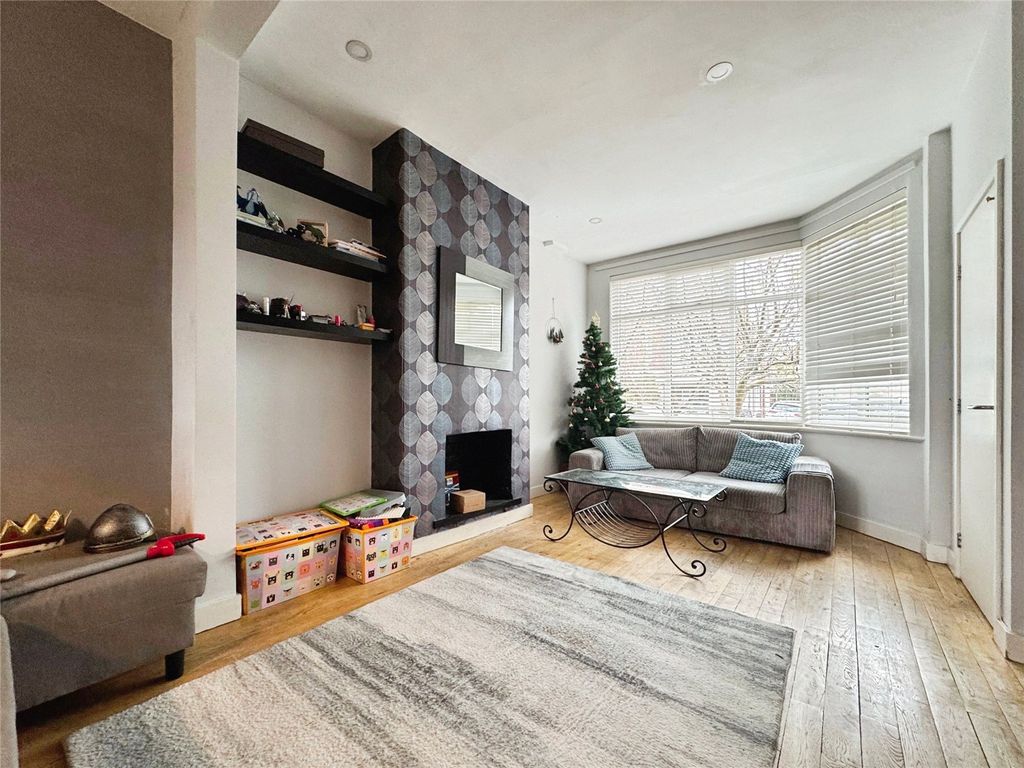 Property photo 2 of 14 Picture No. 19