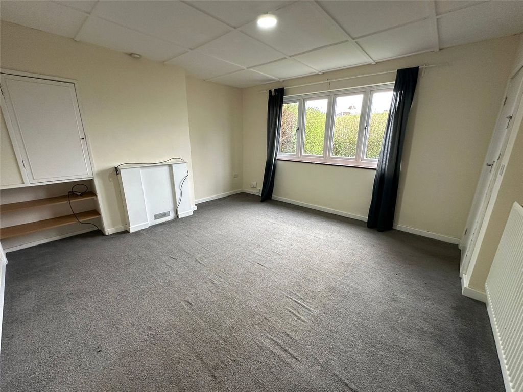 Property photo 3 of 9 Picture No. 05