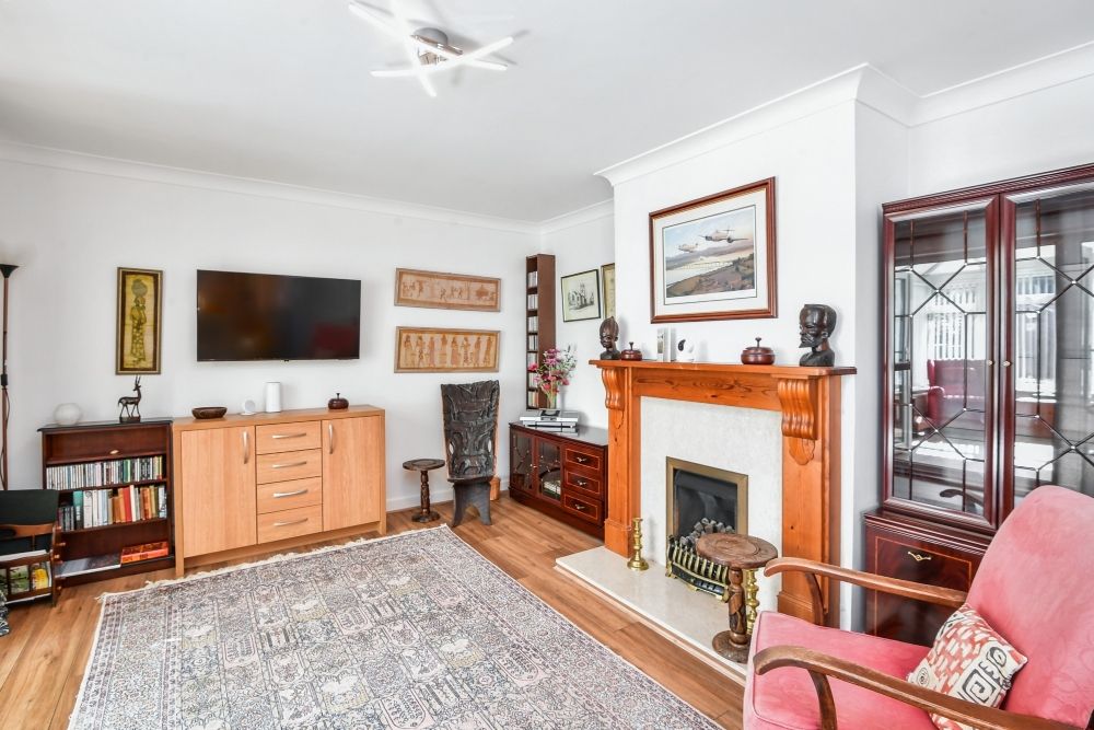 Property photo 1 of 21