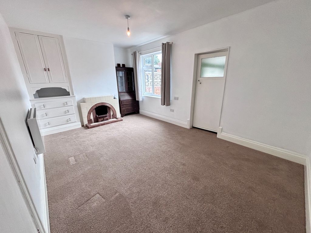 Property photo 3 of 9 Living Room