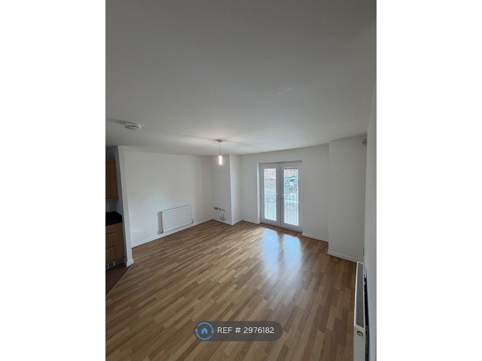 Property photo 3 of 21