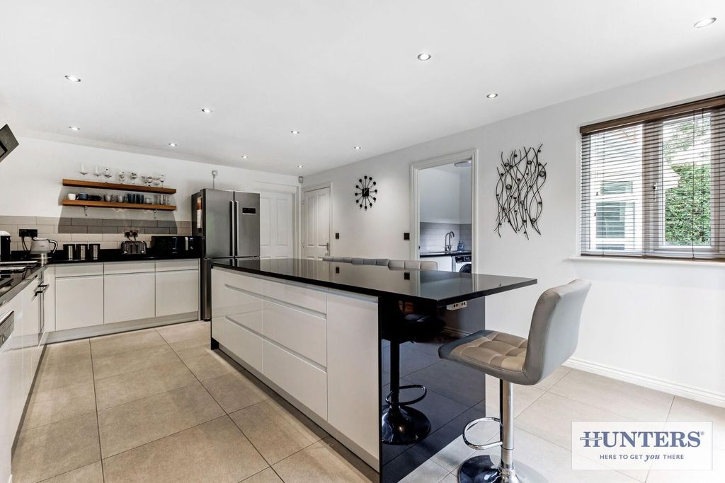 Property photo 2 of 28 96930_7 Calverley Court Brayton (9) - Copy_Low.Jpg