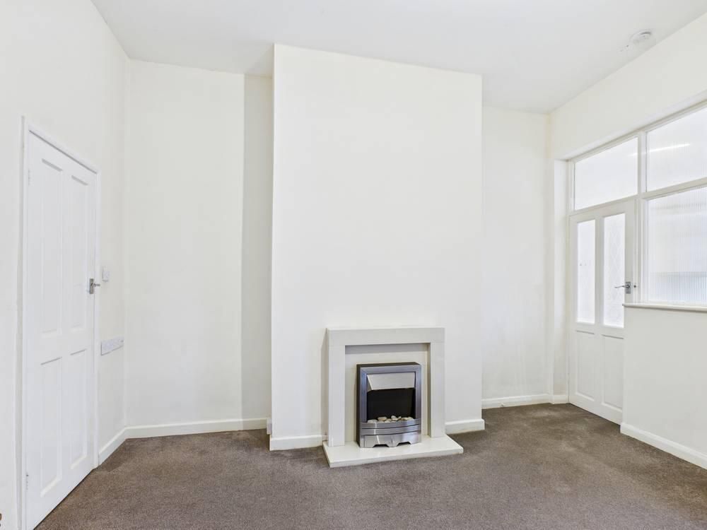 Property photo 2 of 17 Living Room