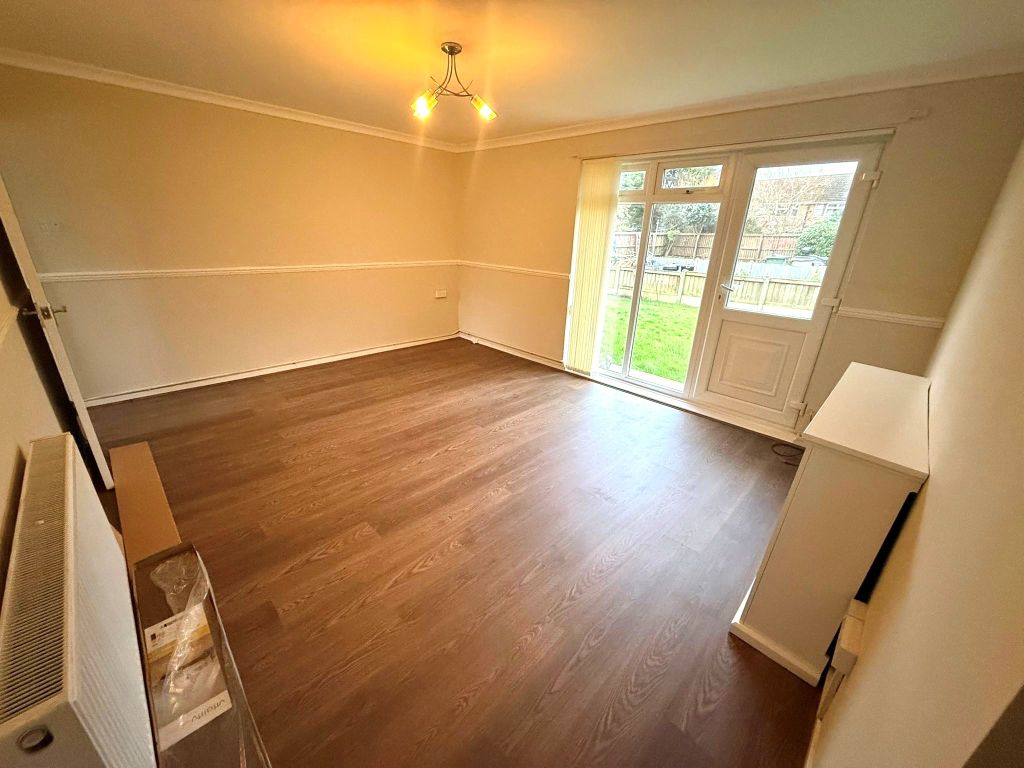 Property photo 3 of 10 Image