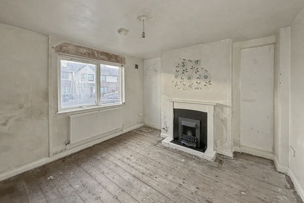 Property photo 3 of 16 10 Prescott Road, Carlisle, Cumbria, Ca2 6EE