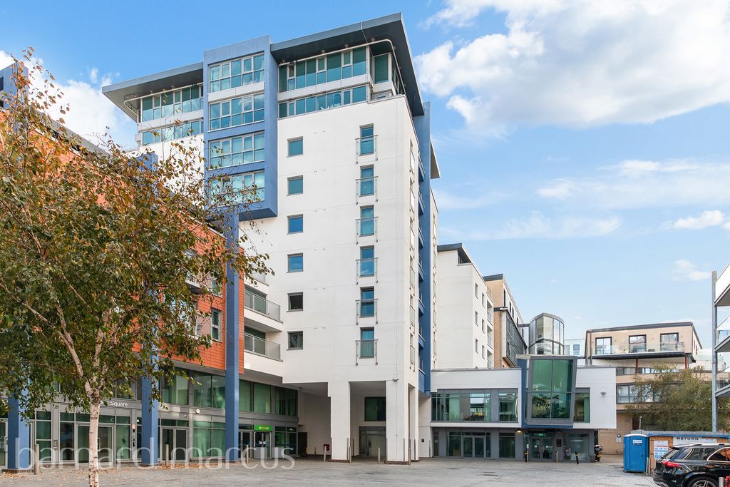 Property photo 3 of 9 Exterior