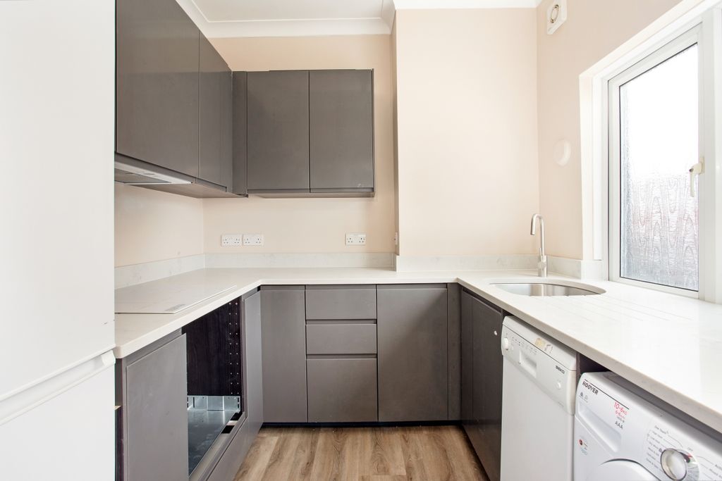 Property photo 1 of 7 Flat 3 270933 (11)