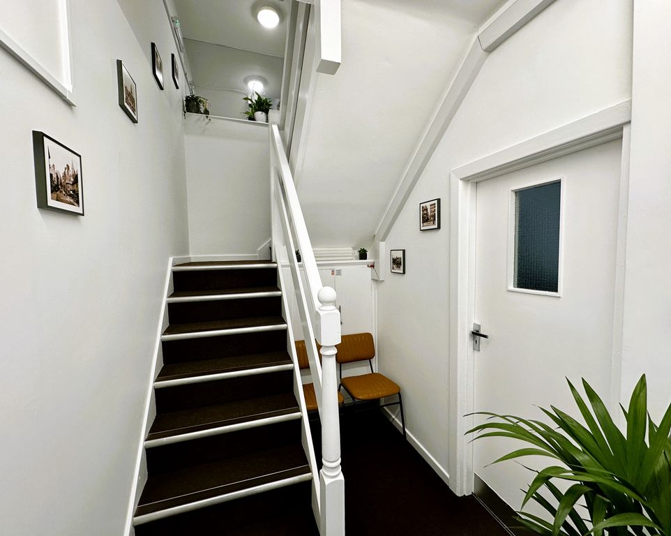 Property photo 2 of 15 Hallway
