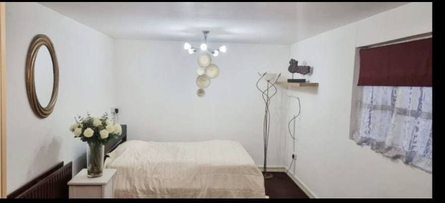 Property photo 1 of 14 A Separate Room In A House