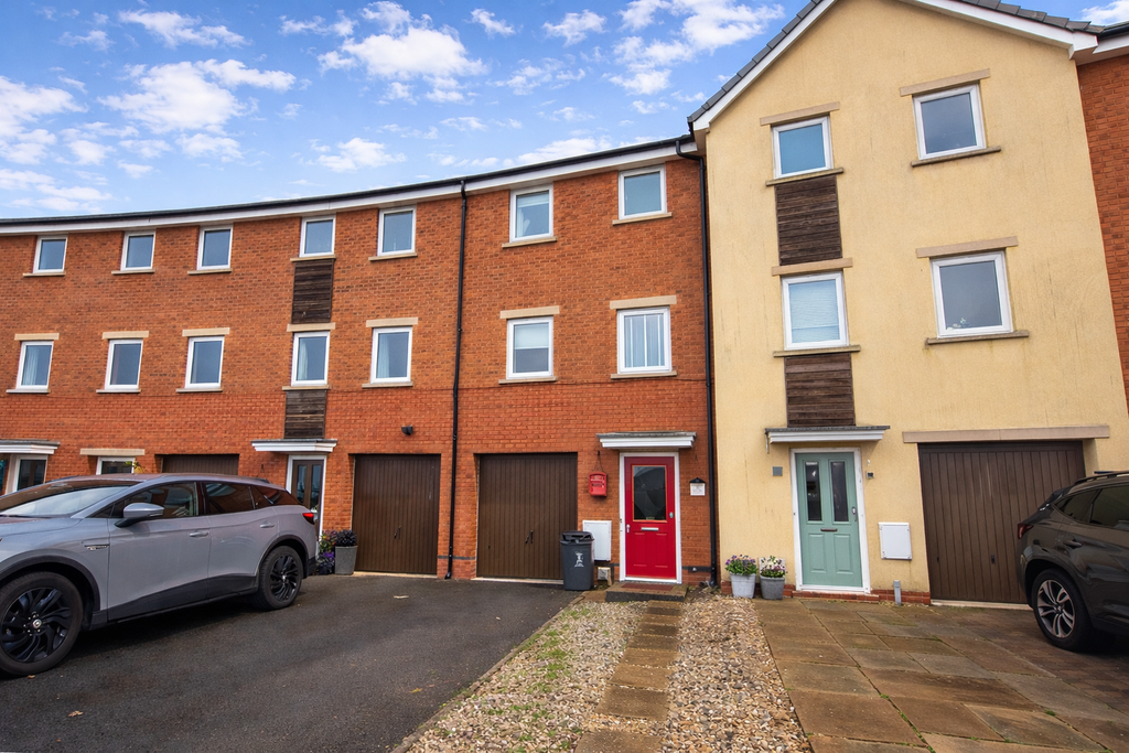 Property photo 1 of 12 Cover