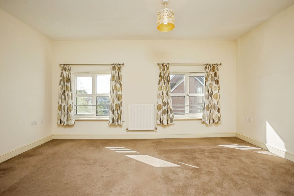 Property photo 2 of 19 Pbox-Img.Jpg