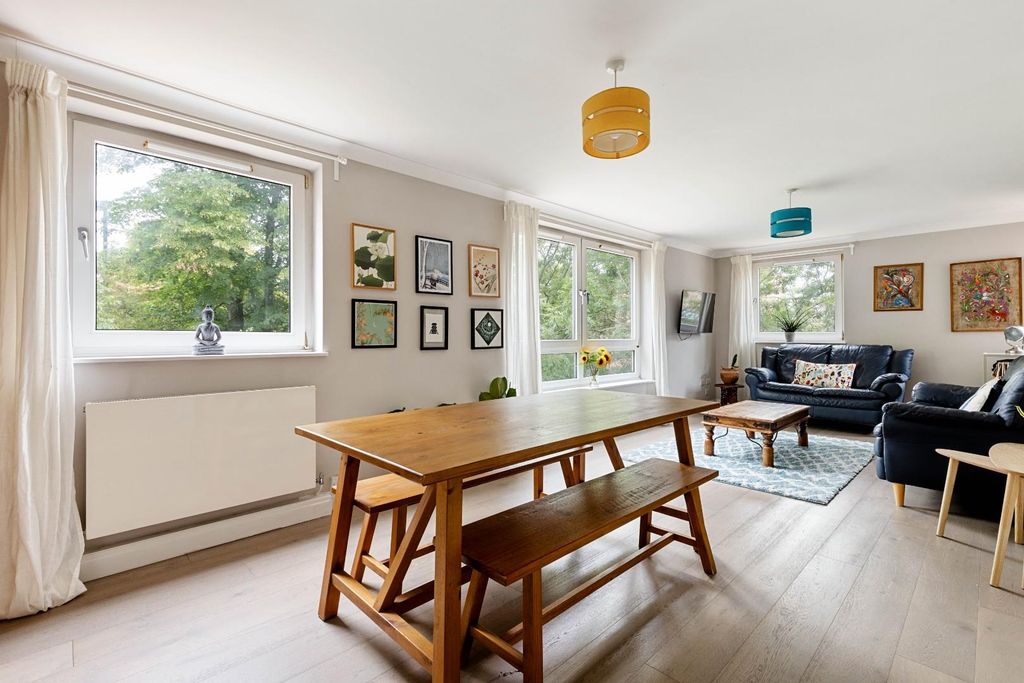 Property photo 1 of 12 918A6125.Jpg