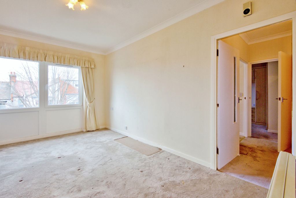 Property photo 2 of 15 Photography