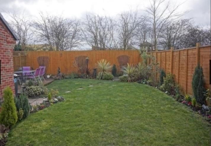 Property photo 2 of 8 Garden