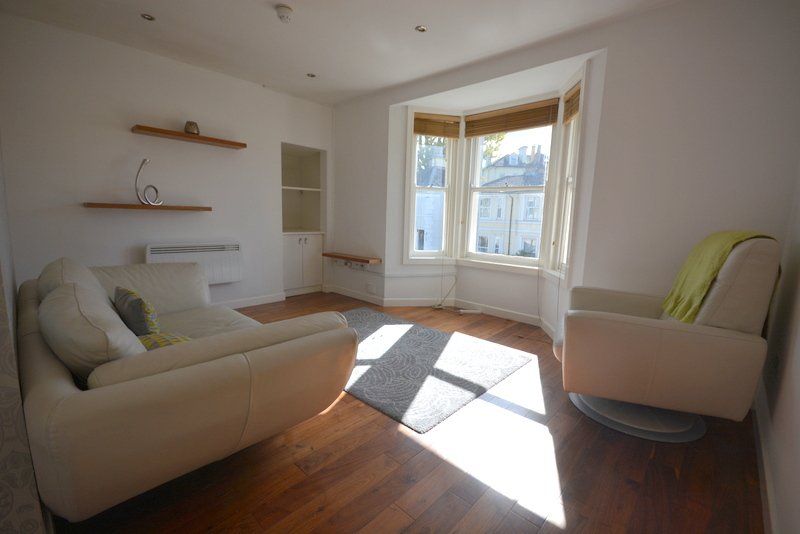 Property photo 2 of 6 Gallery