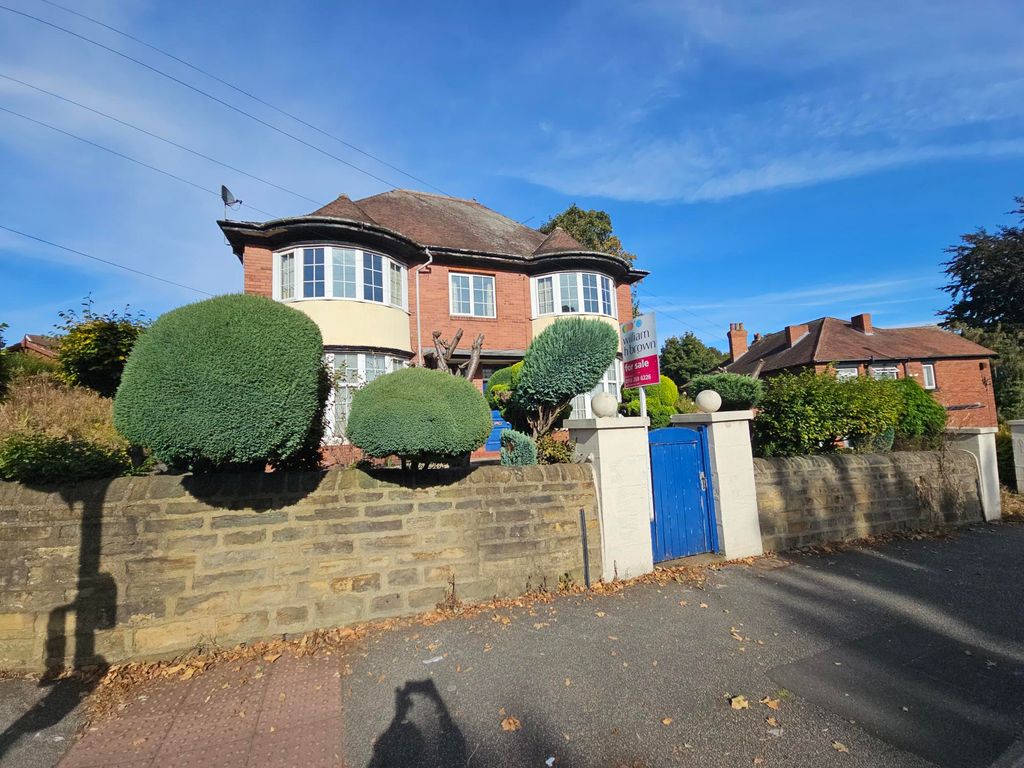 Property photo 2 of 9