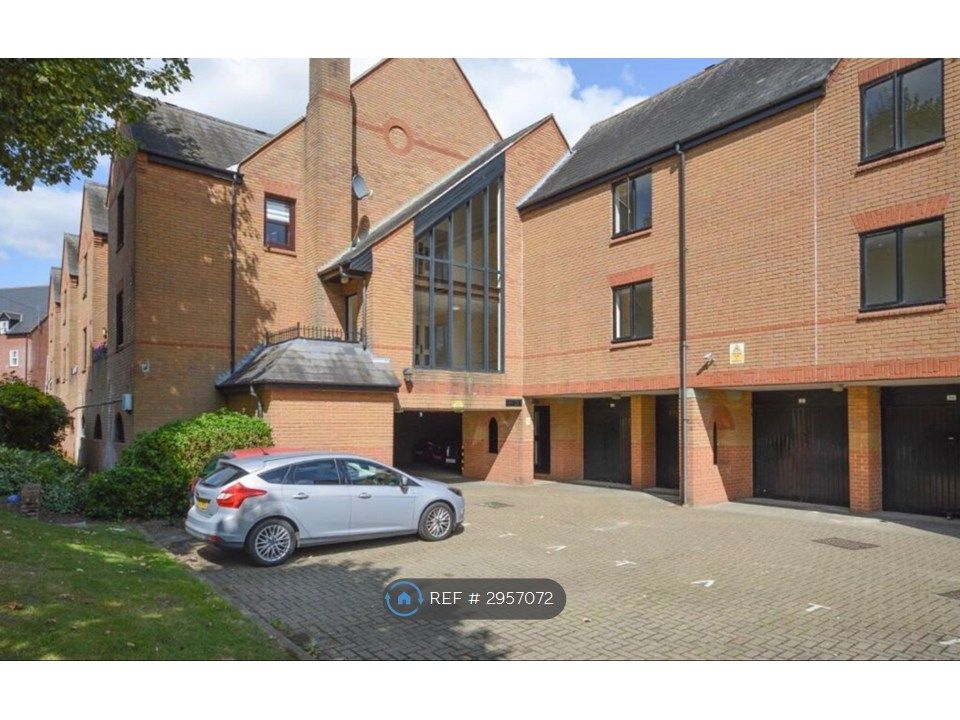 Property photo 2 of 9