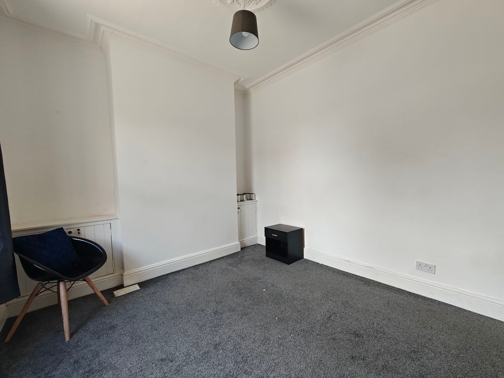 Property photo 3 of 11 Photo 3