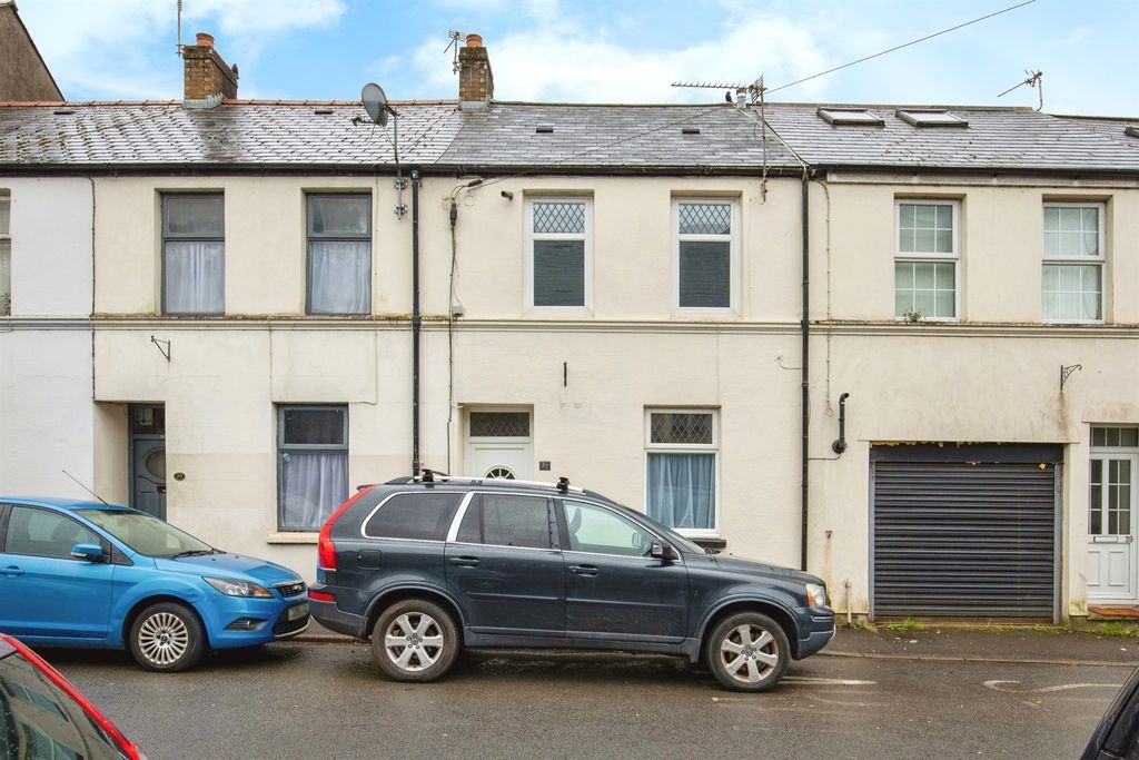 Property photo 3 of 15