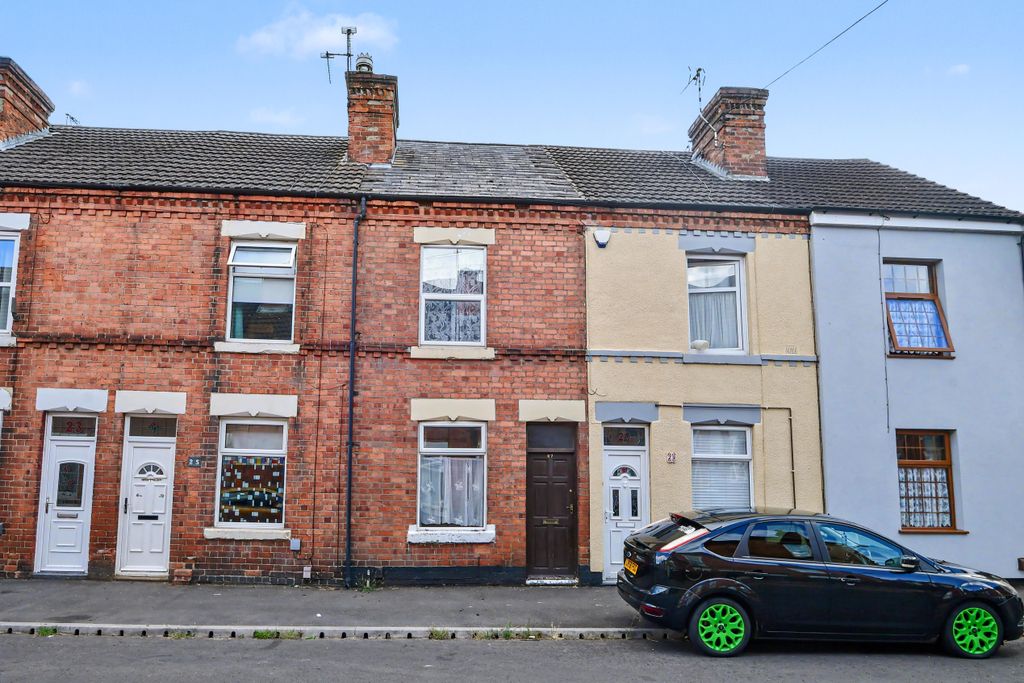 Property photo 1 of 18 27 Garnet Street, Netherfield, Nottingham, Ng4 2Fb