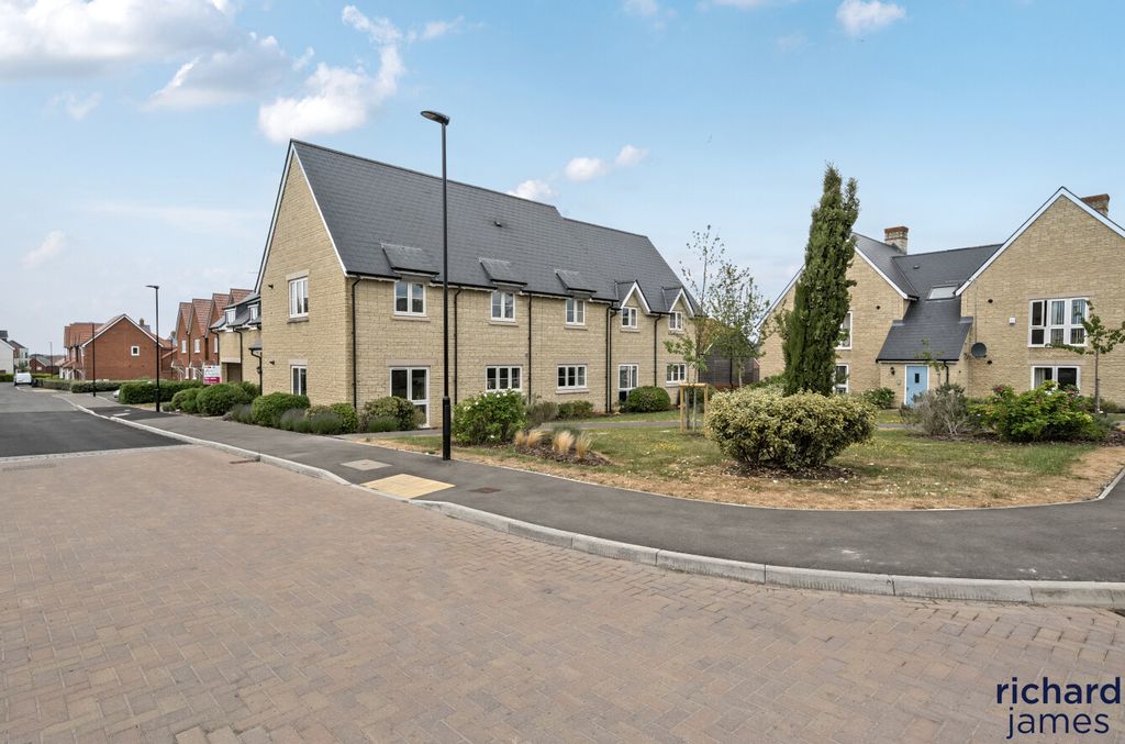 Property photo 1 of 13 02899Bc18c164B94bae0548c9c24429E
