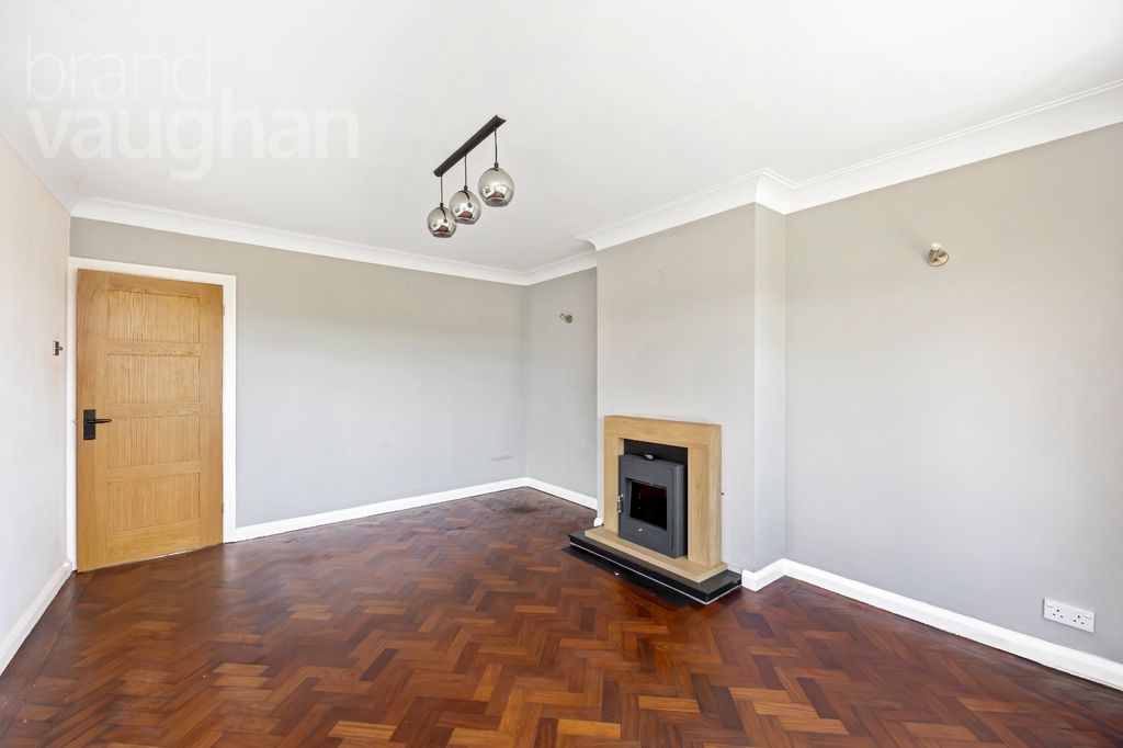 Property photo 3 of 28 Picture No. 23