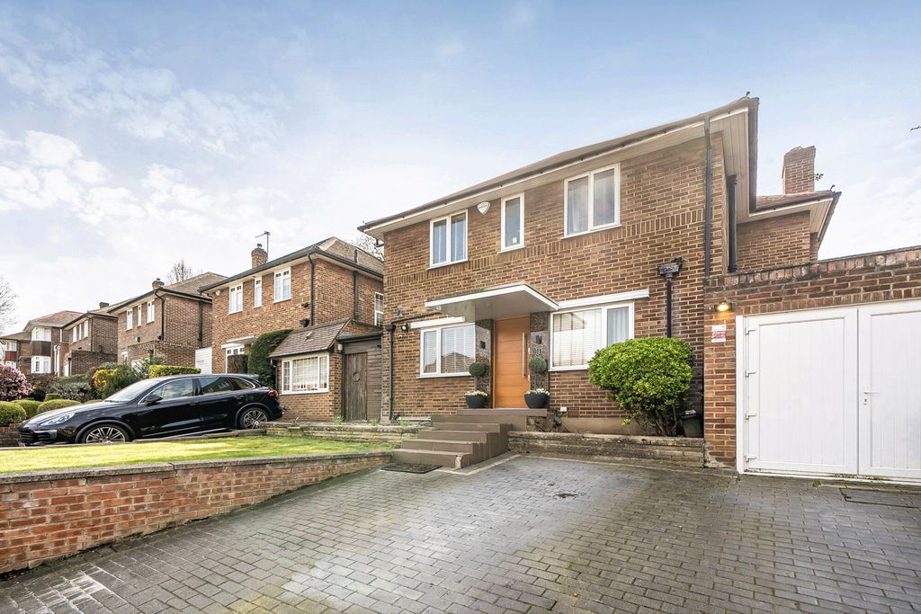 Property photo 1 of 21 1-69c152B3A354A-1...