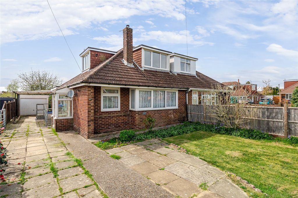 Property photo 3 of 13 Picture No. 01