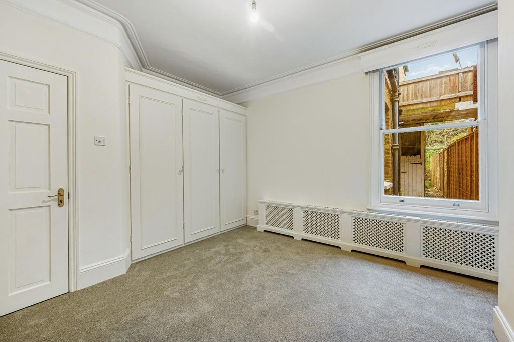 Property photo 2 of 10 74 Bollo Bridge Road-8.Jpg