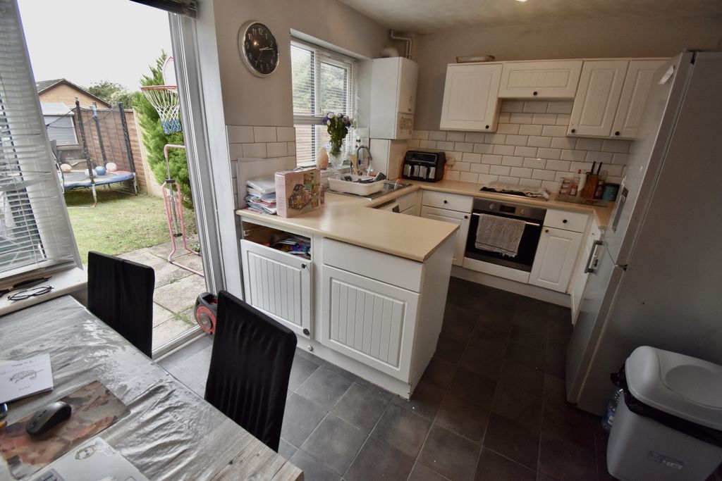 Property photo 3 of 8 9D5E4D8A-73F9-4118-8CE2-9125A10888F1_1_201_A