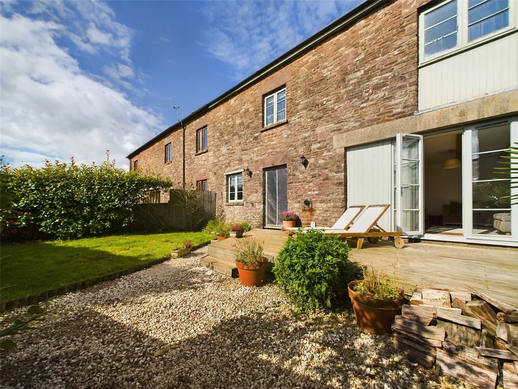 Property photo 1 of 25 Picture No. 41