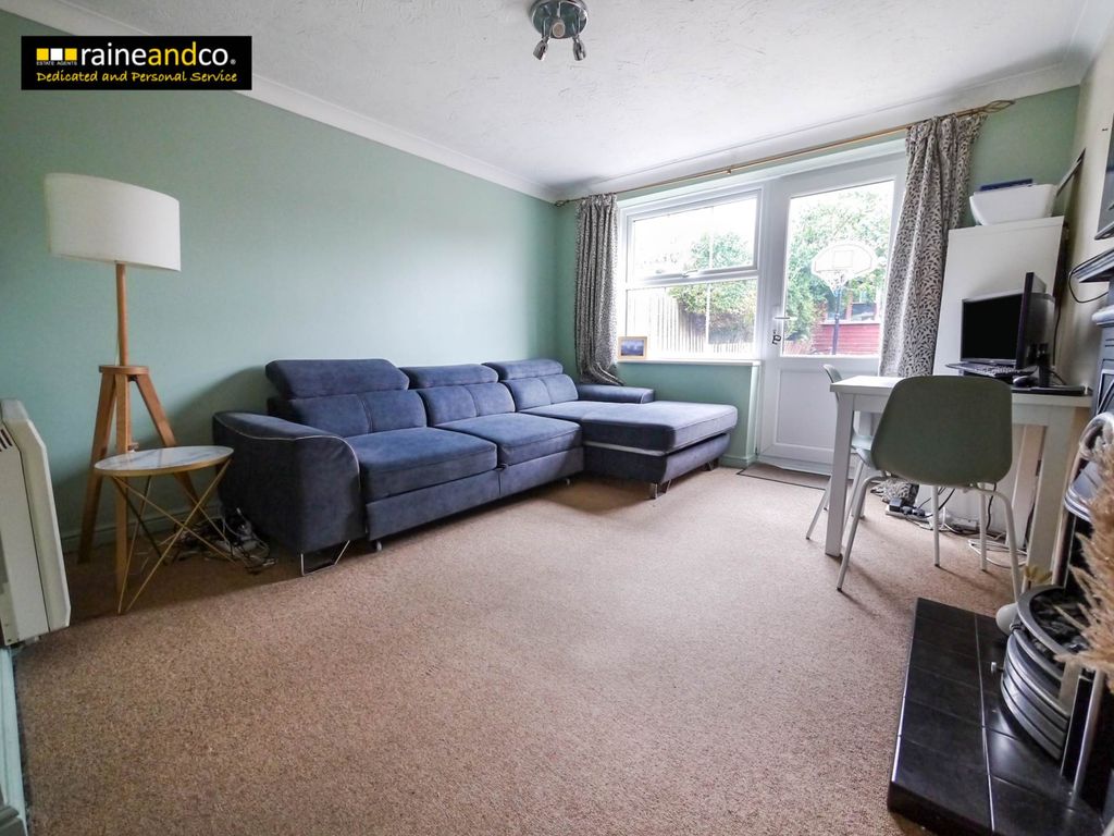 Property photo 3 of 15