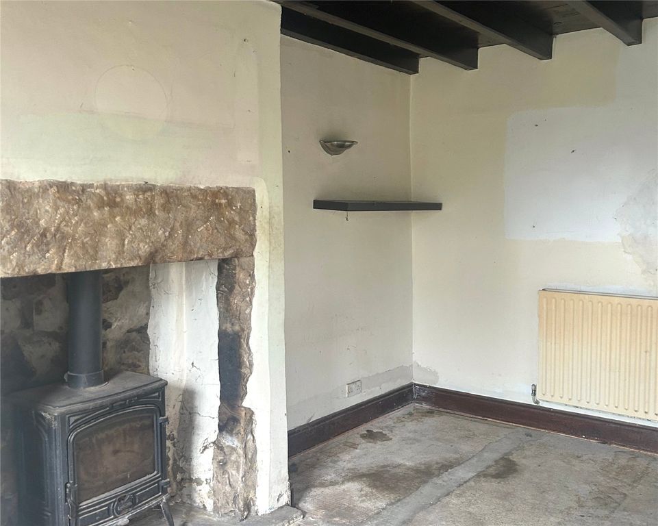 Property photo 3 of 7 Picture No. 24