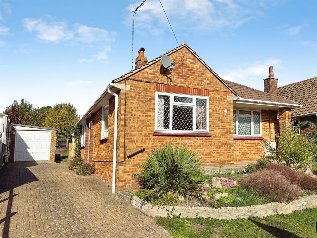 Property photo 1 of 12