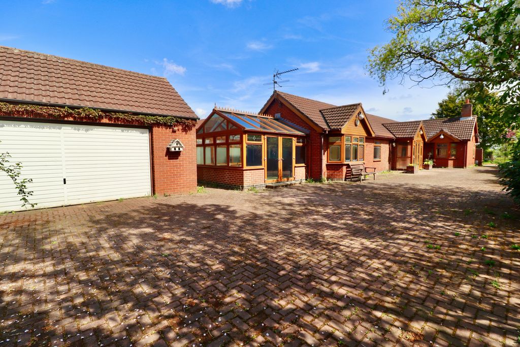 Property photo 1 of 17 Img_2257