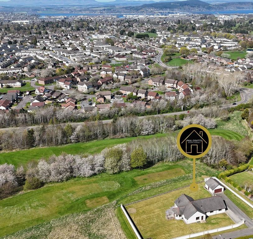 Property photo 1 of 41