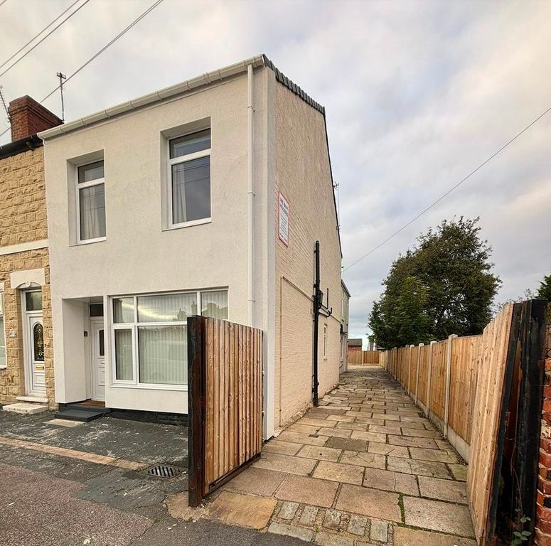 Property photo 2 of 5