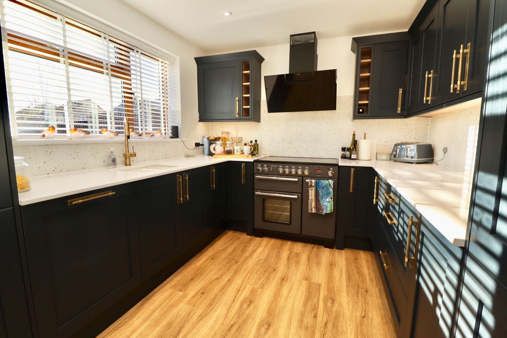 Property photo 3 of 24 Img_5566