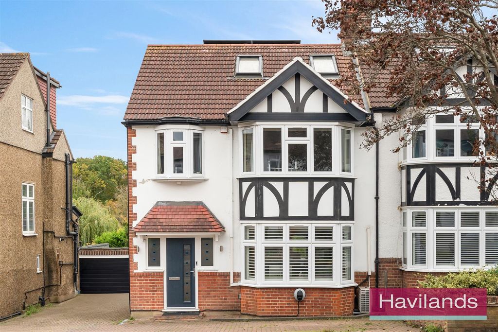 Property photo 1 of 22 Park View-22.Jpg