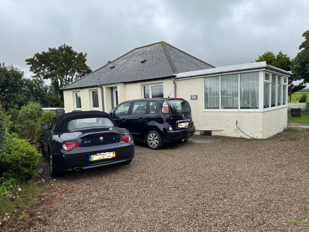 Property photo 2 of 28