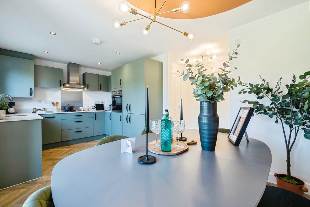 Property photo 3 of 12 Kitchen/Diner