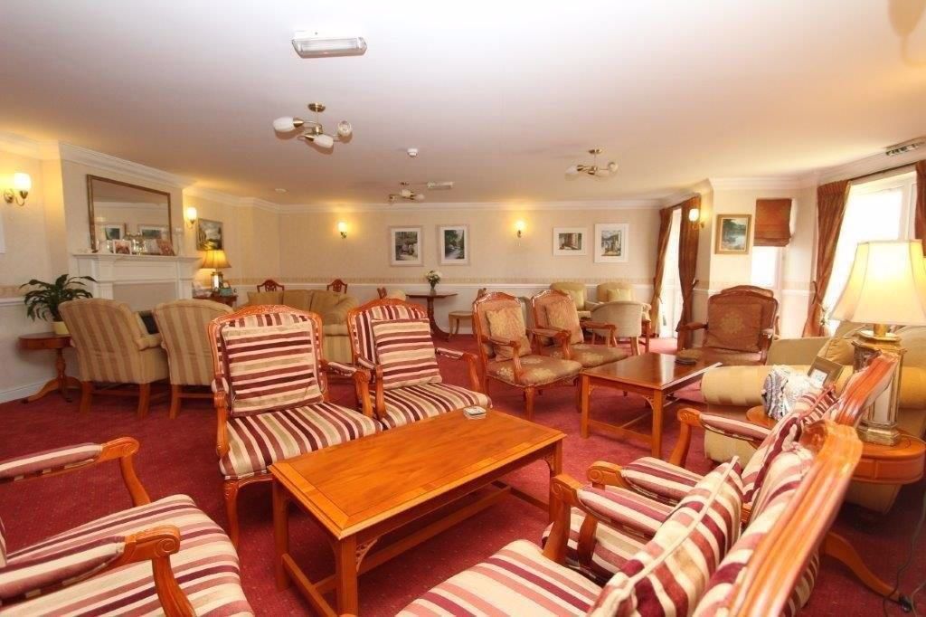 Property photo 3 of 4 Communal Lounge