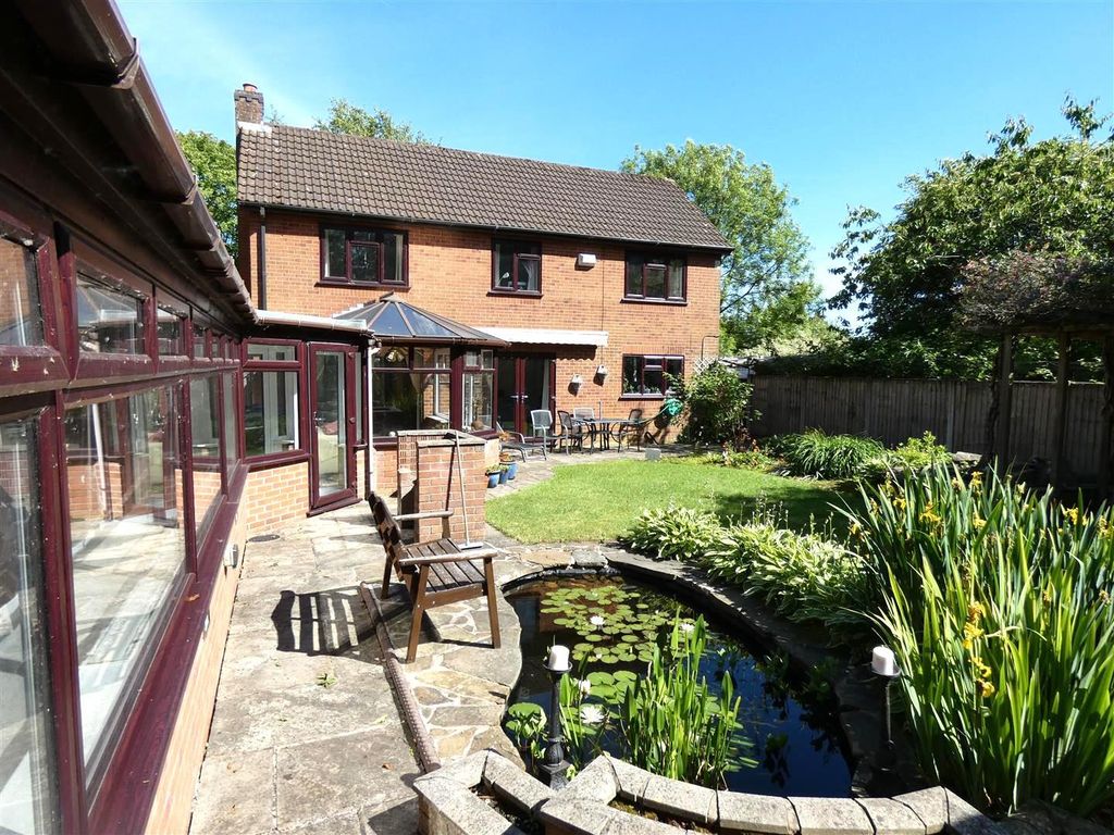 Property photo 1 of 35