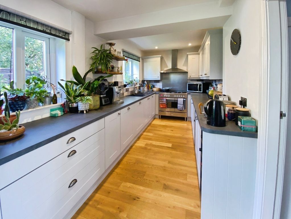 Property photo 3 of 16 Picture 3