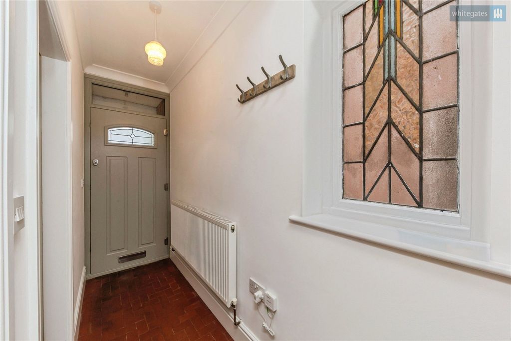 Property photo 3 of 21 Picture No. 15