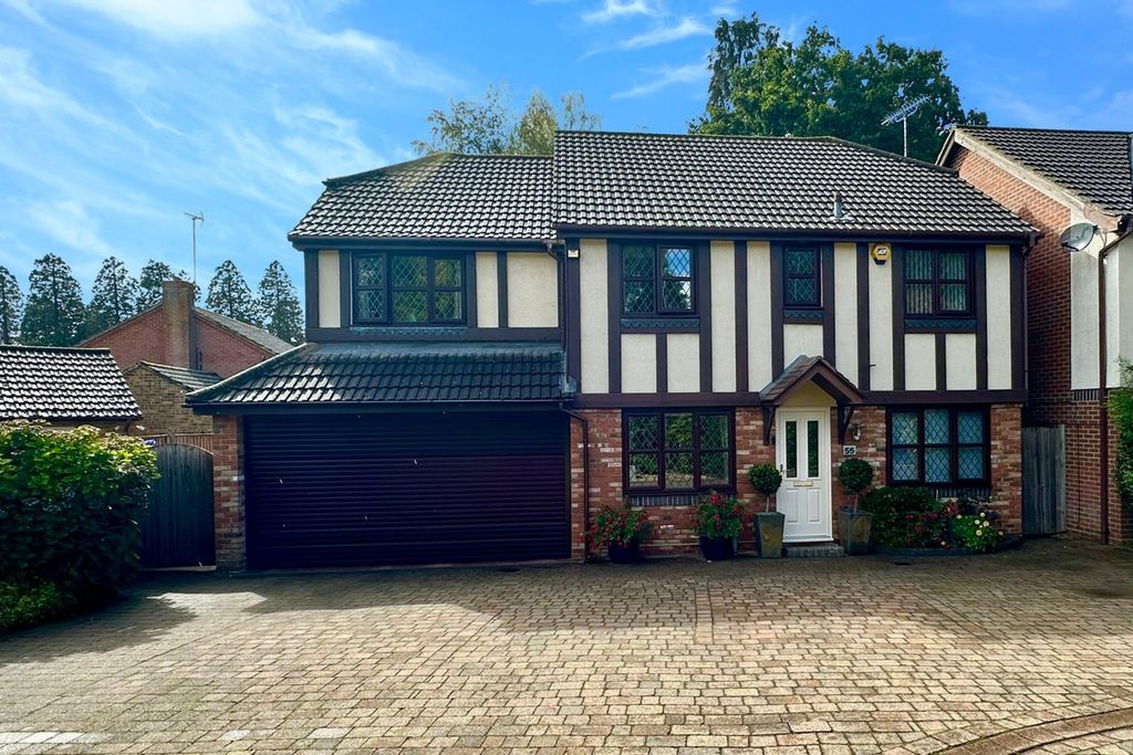 Property photo 1 of 35