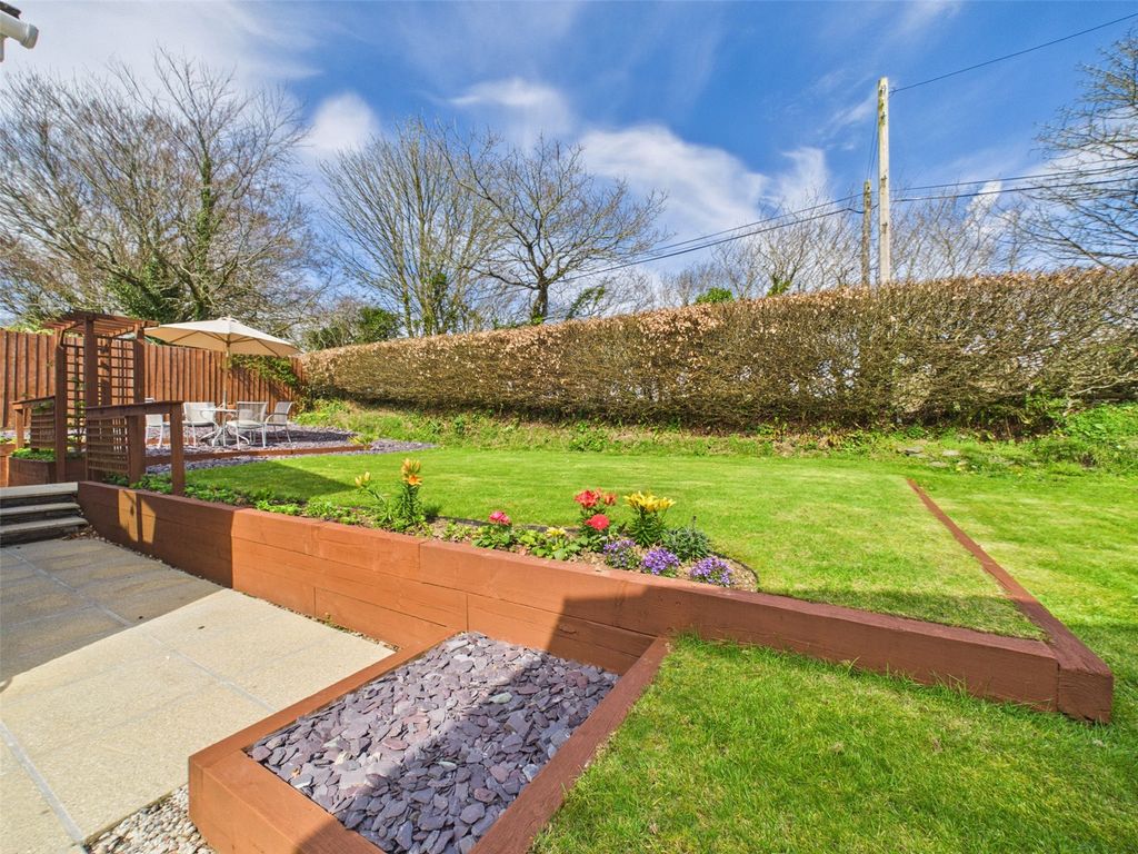 Property photo 2 of 21 Picture No. 20