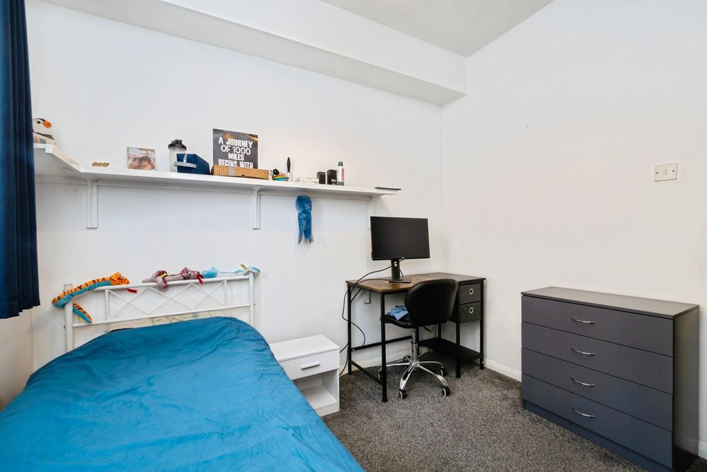 Additional image 11 of 2 bed flat for saleBeach Street, Dawlish, Devon EX7