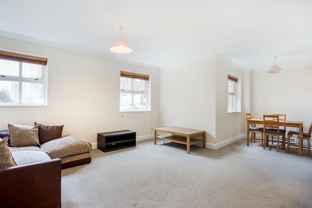 Property photo 2 of 11 Living Area