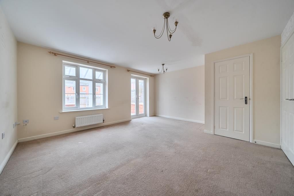 Property photo 2 of 20 Internal